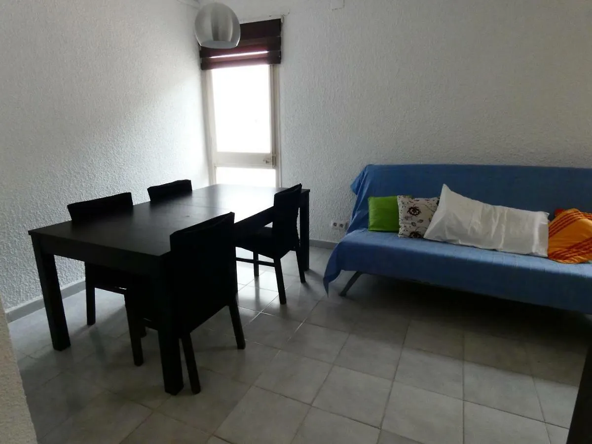 Apartamentos La Isla Lloret de Mar